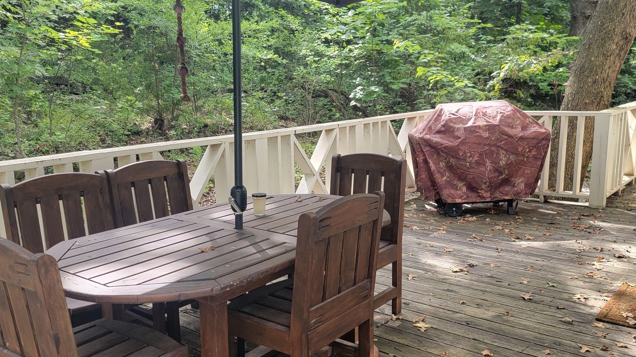 Photo of Outdoor in Cookson