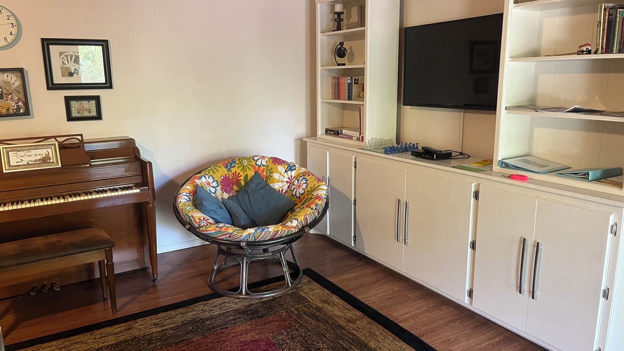Photo of Livingroom in Cookson