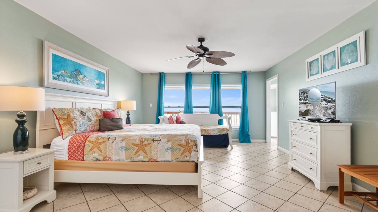 Photo of Bedroom in Navarre Beach