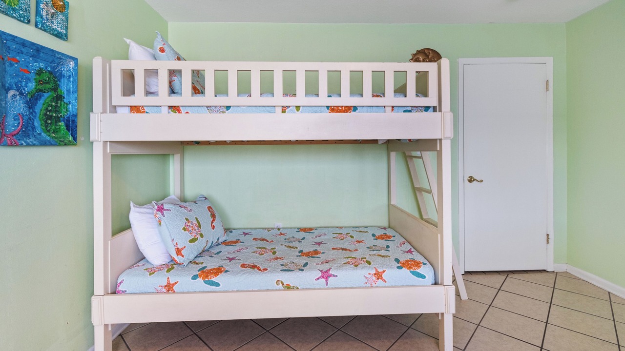 Photo of Bedroom in Navarre Beach