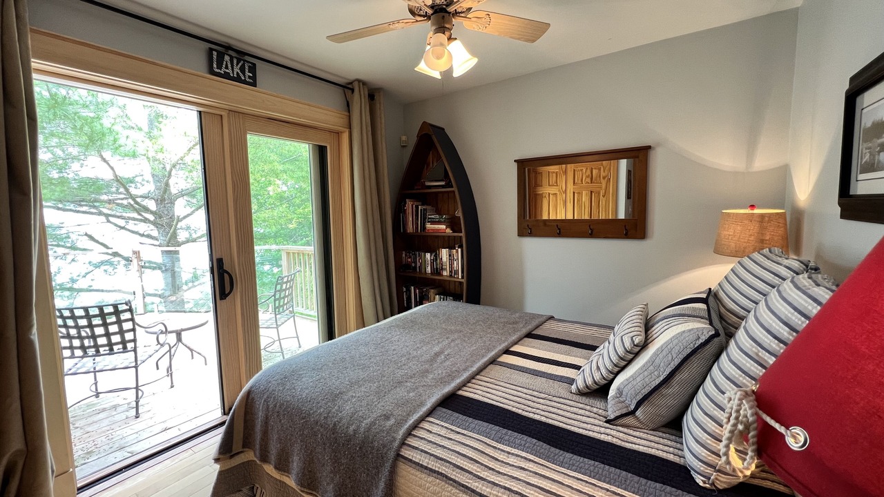 Photo of Bedroom in Muskoka Lakes