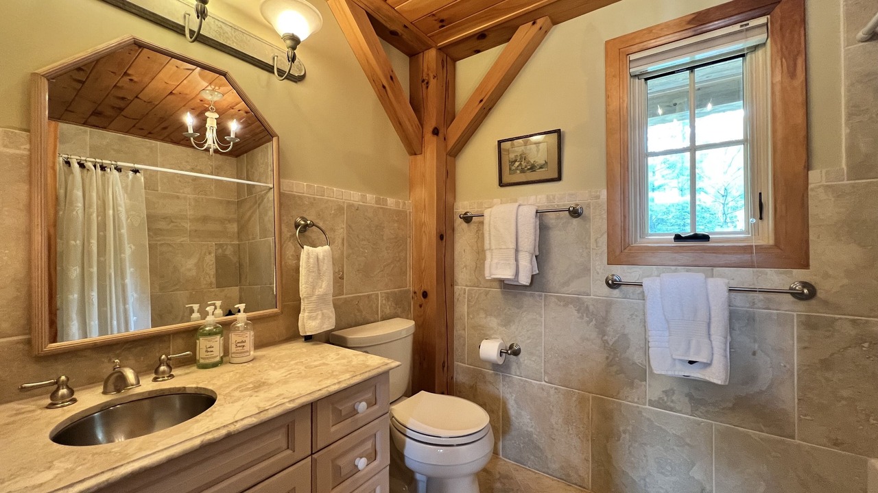 Photo of Bathroom in Muskoka Lakes