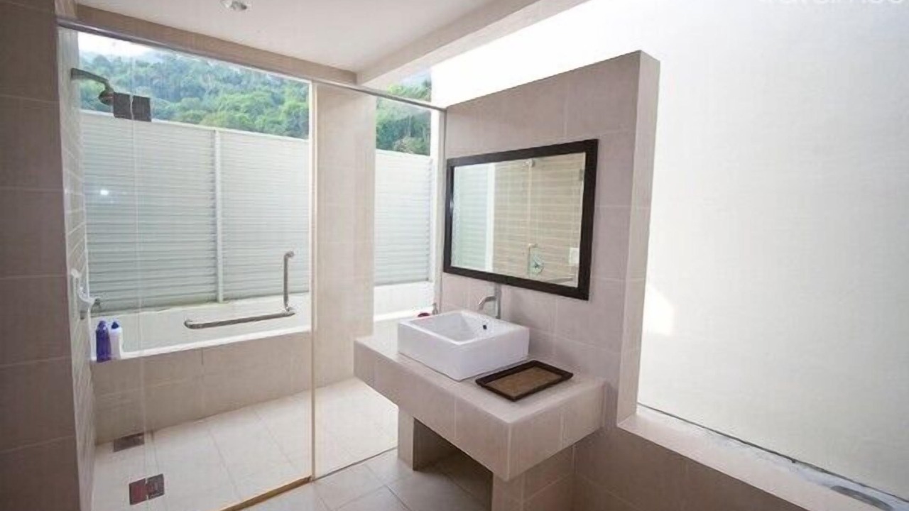 Photo of Bathroom in Batu Ferringhi