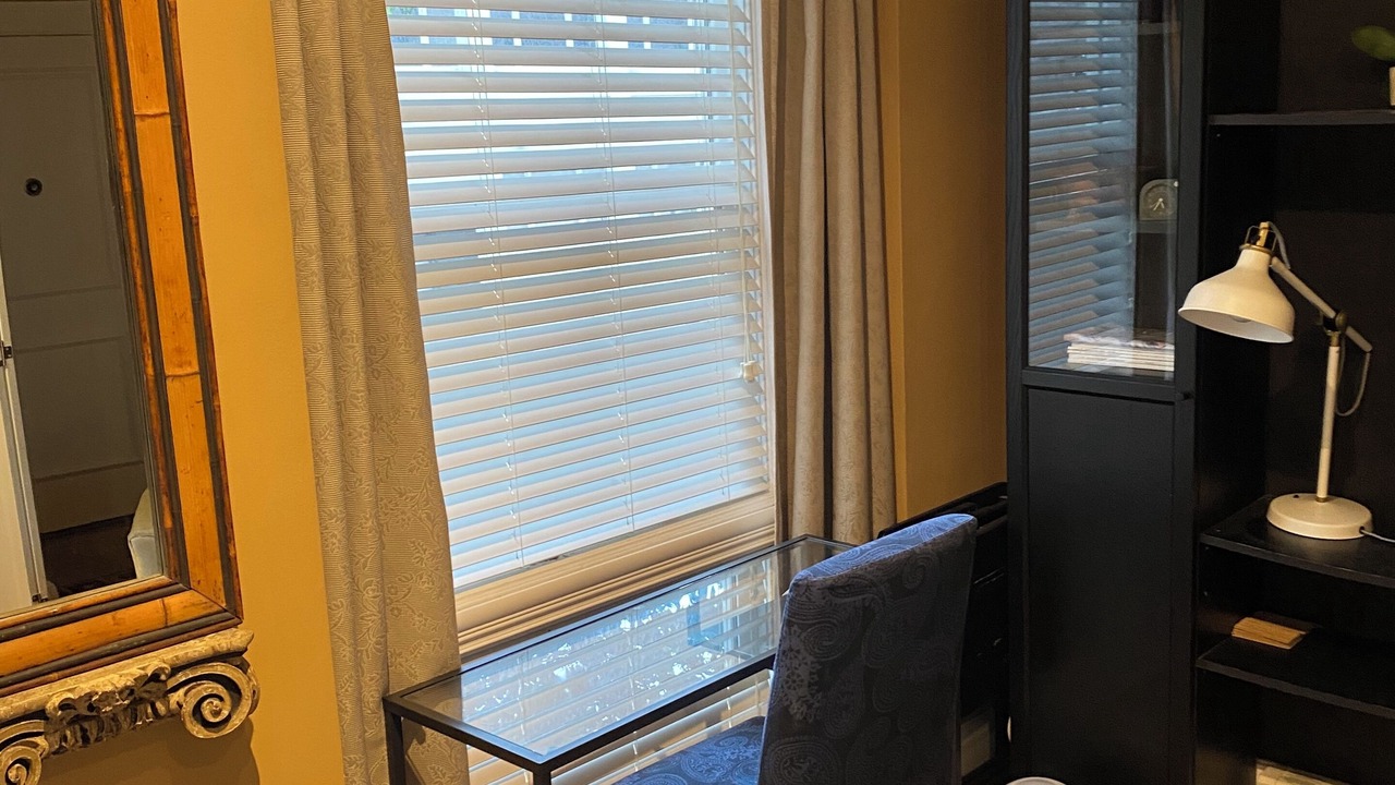 Photo of Bedroom in Lower Nob Hill