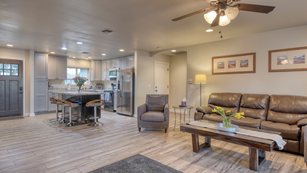 Photo of Livingroom in Gilbert