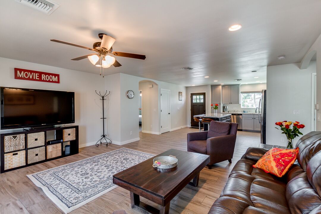 Photo of Livingroom in Gilbert