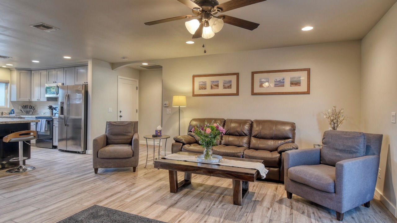 Photo of Livingroom in Gilbert