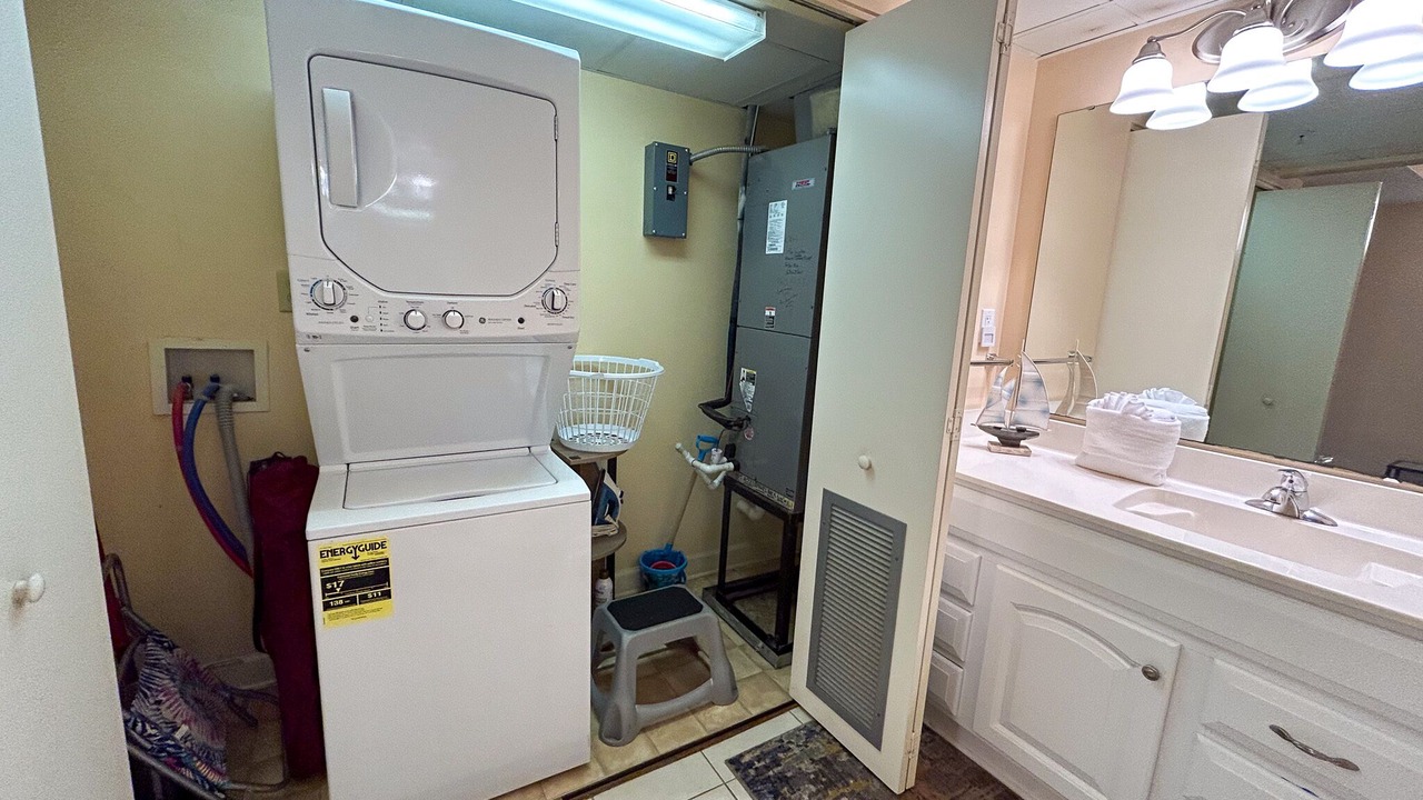 Photo of Bathroom in Ocean Drive