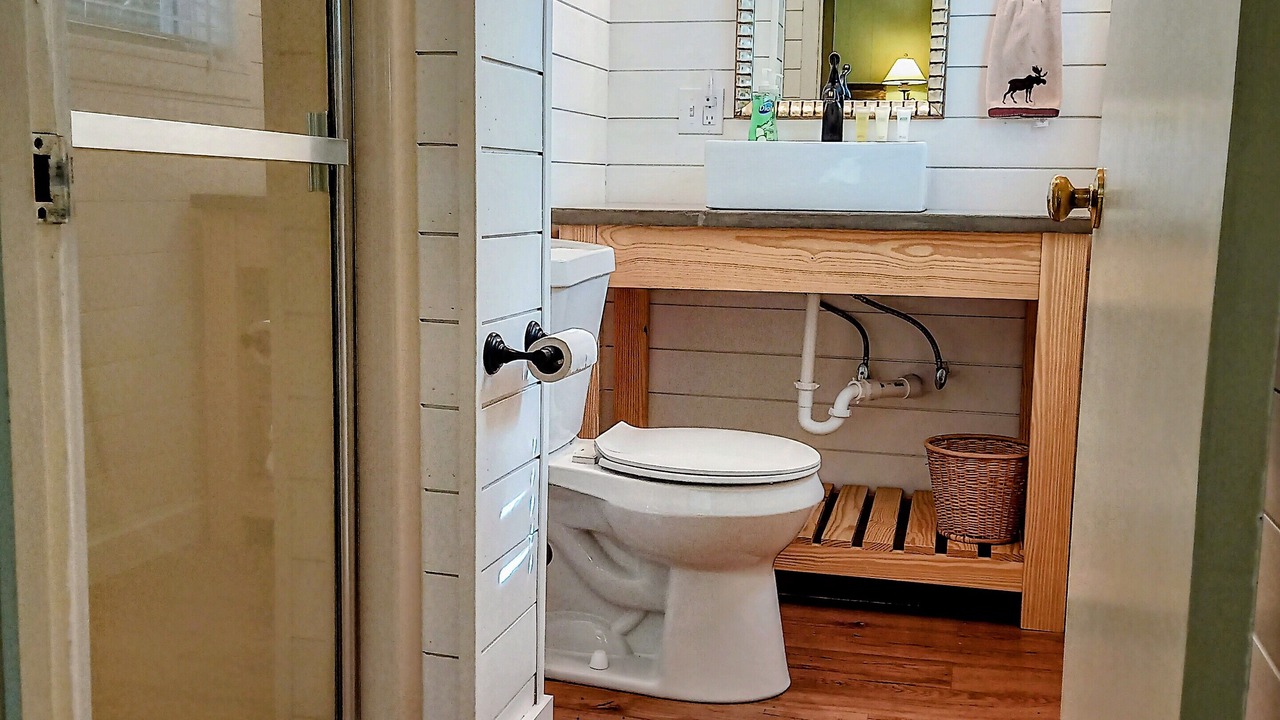 Photo of Bathroom in Andrews