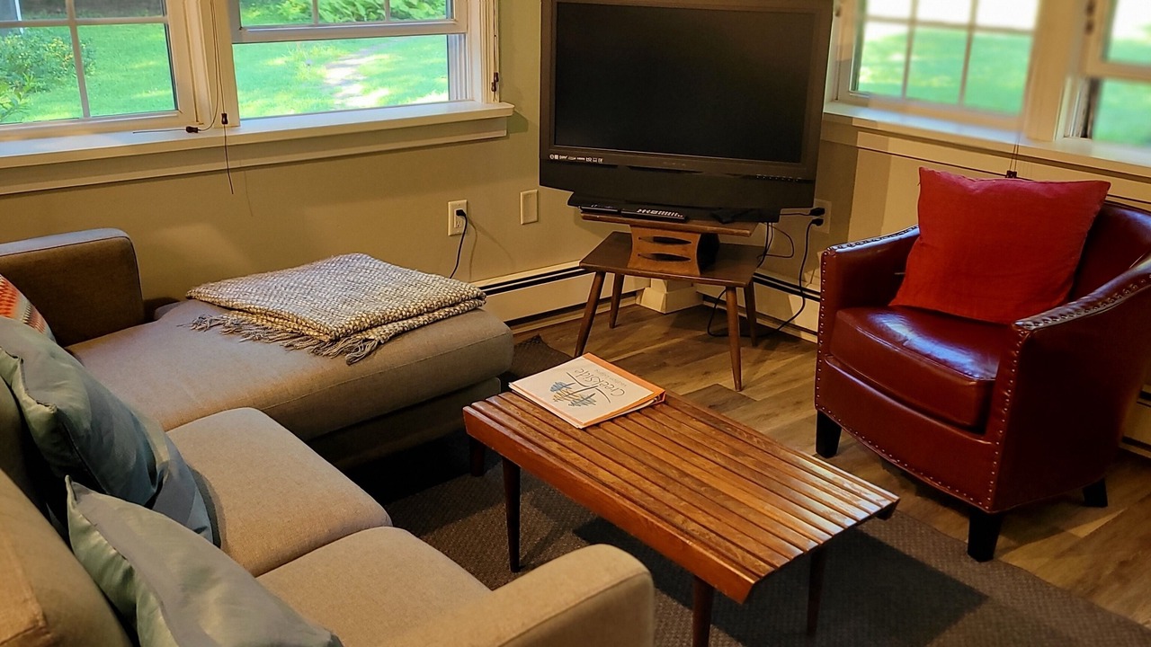 Photo of Livingroom in Saugerties