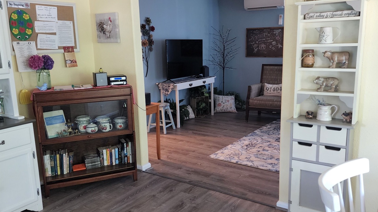 Photo of Others in Eugene