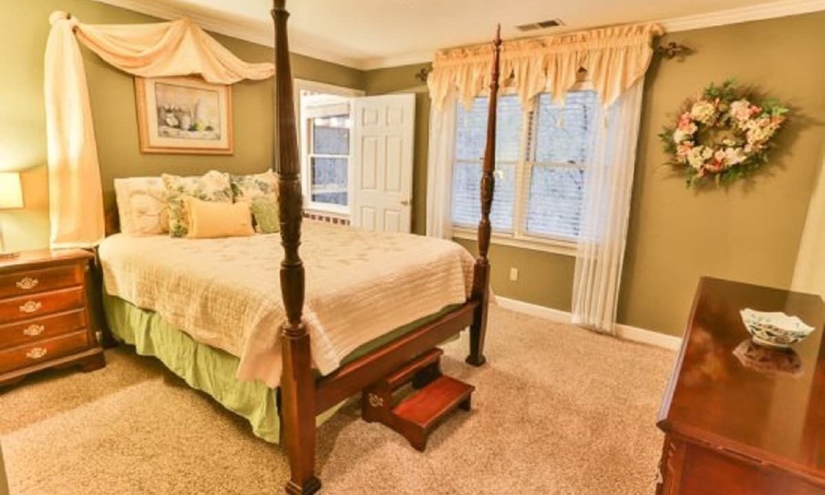 Photo of Others in Ellijay