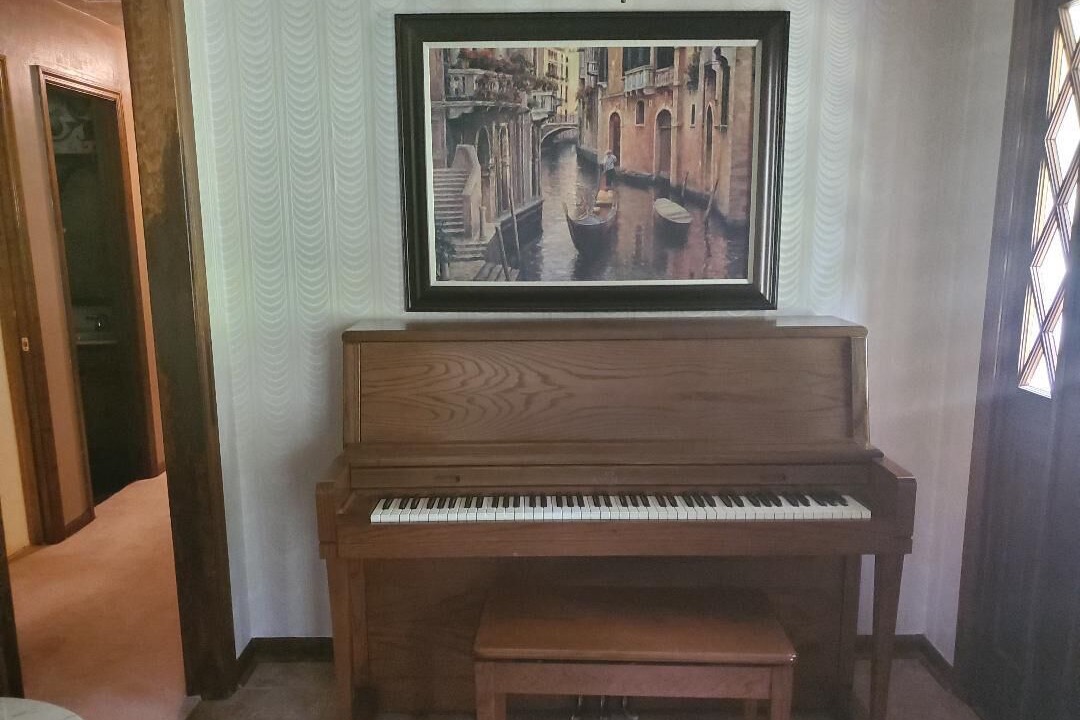 Photo of Others in Bogart