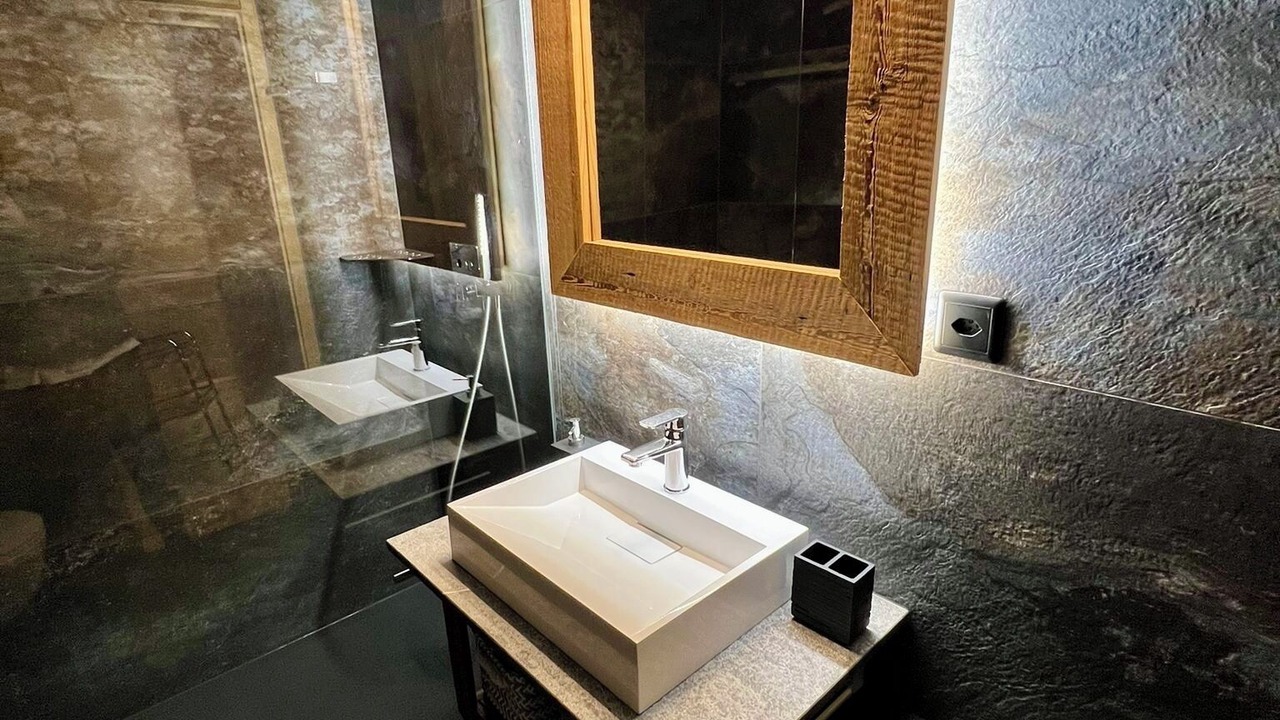 Photo of Bathroom in Noes