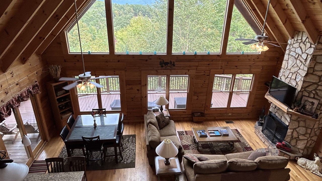 Photo of Livingroom in The Meadows At Lake James Station