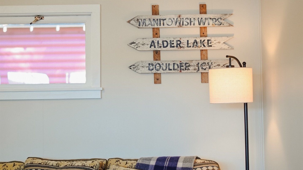 Photo of Livingroom in Manitowish Waters