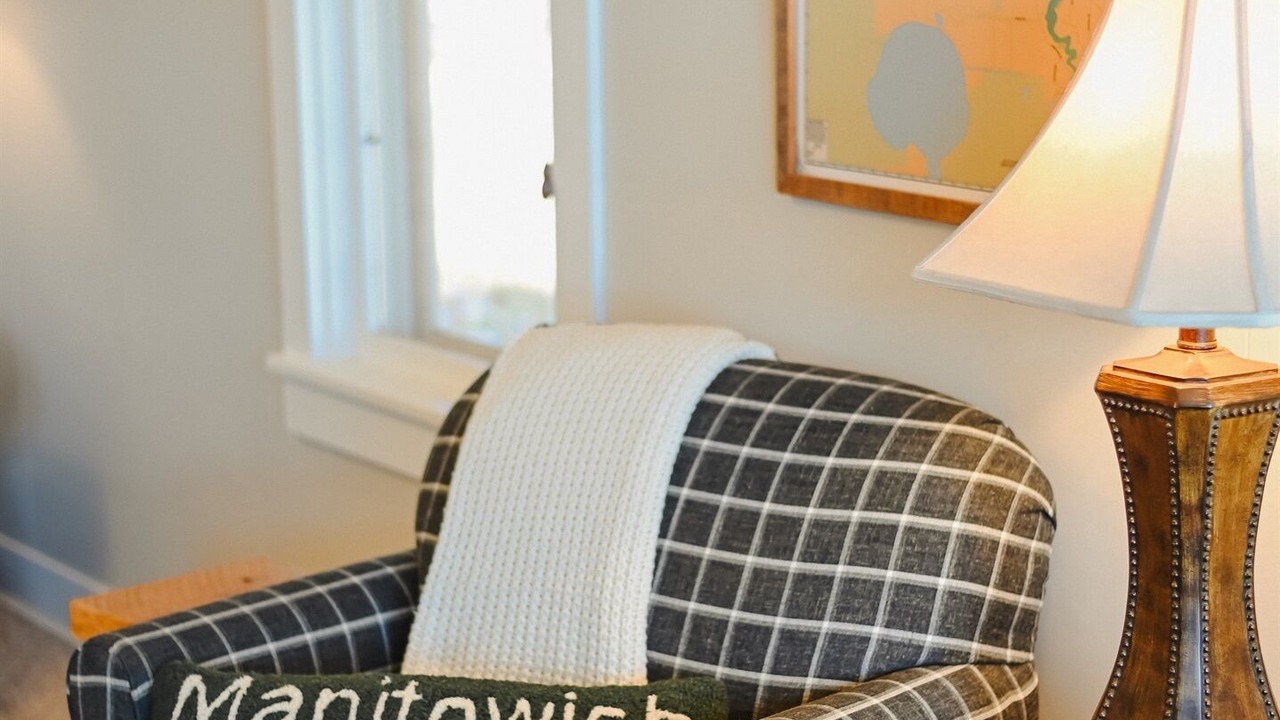 Photo of Livingroom in Manitowish Waters
