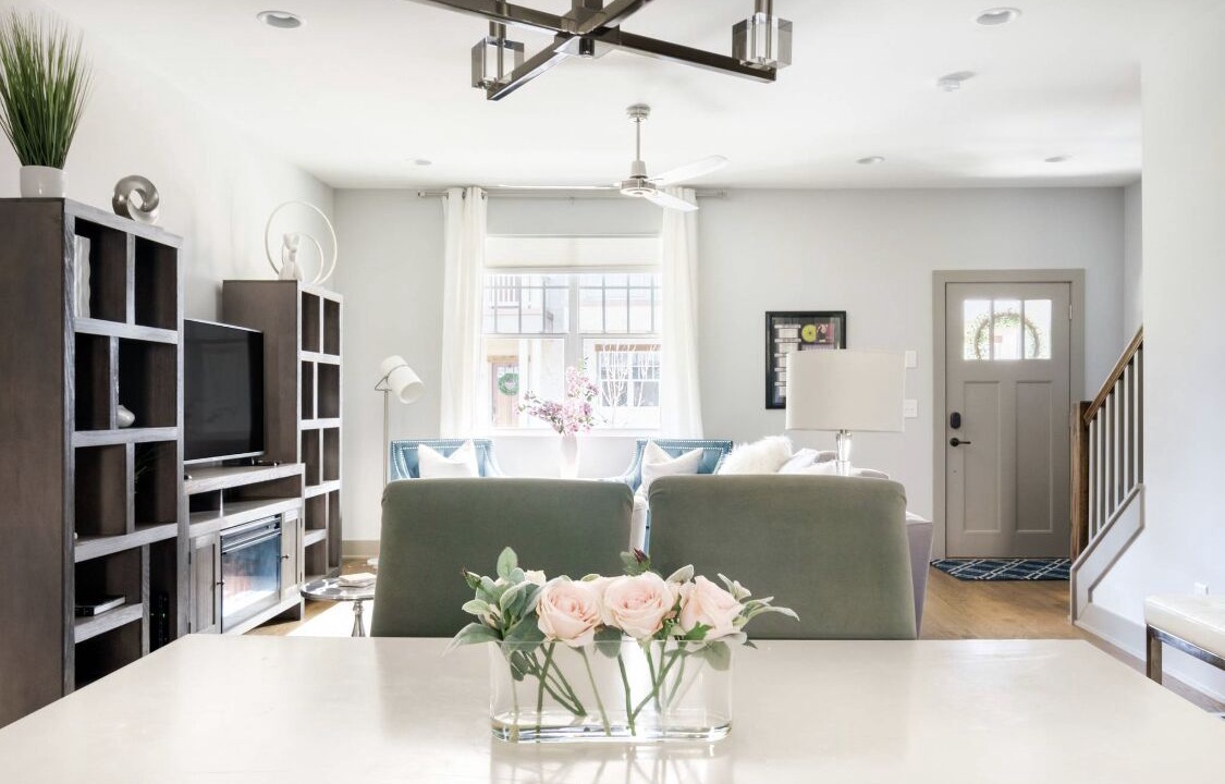 Photo of Livingroom in Historic Waverly