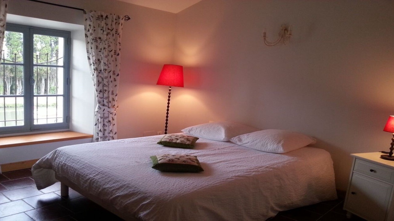 Photo of Bedroom in Marseillette