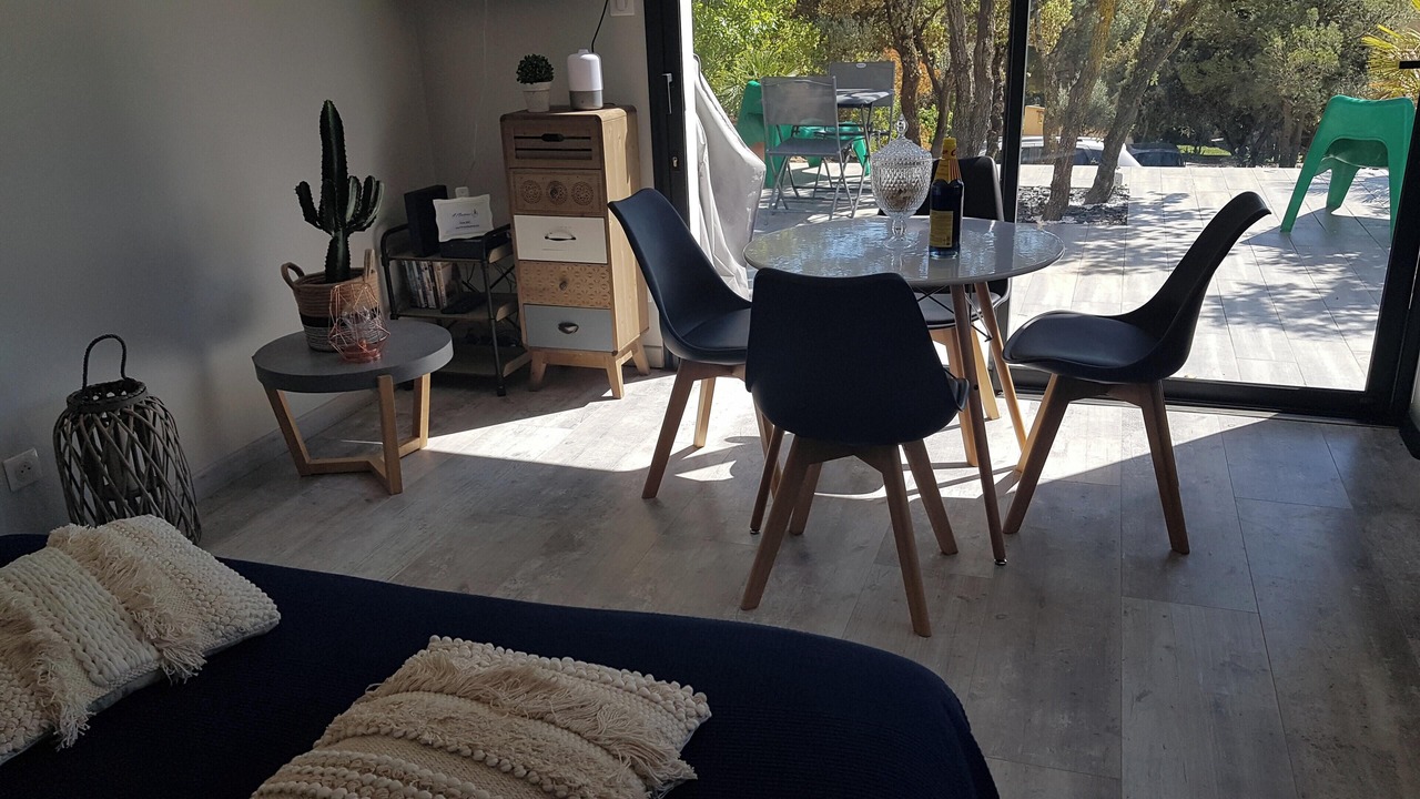 Photo of Livingroom in Mornas