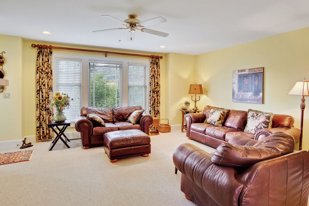 Photo of Livingroom in Foscoe