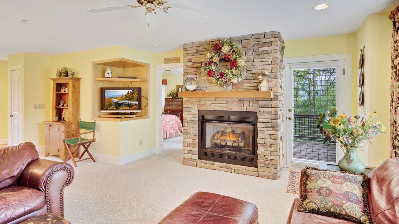 Photo of Livingroom in Foscoe
