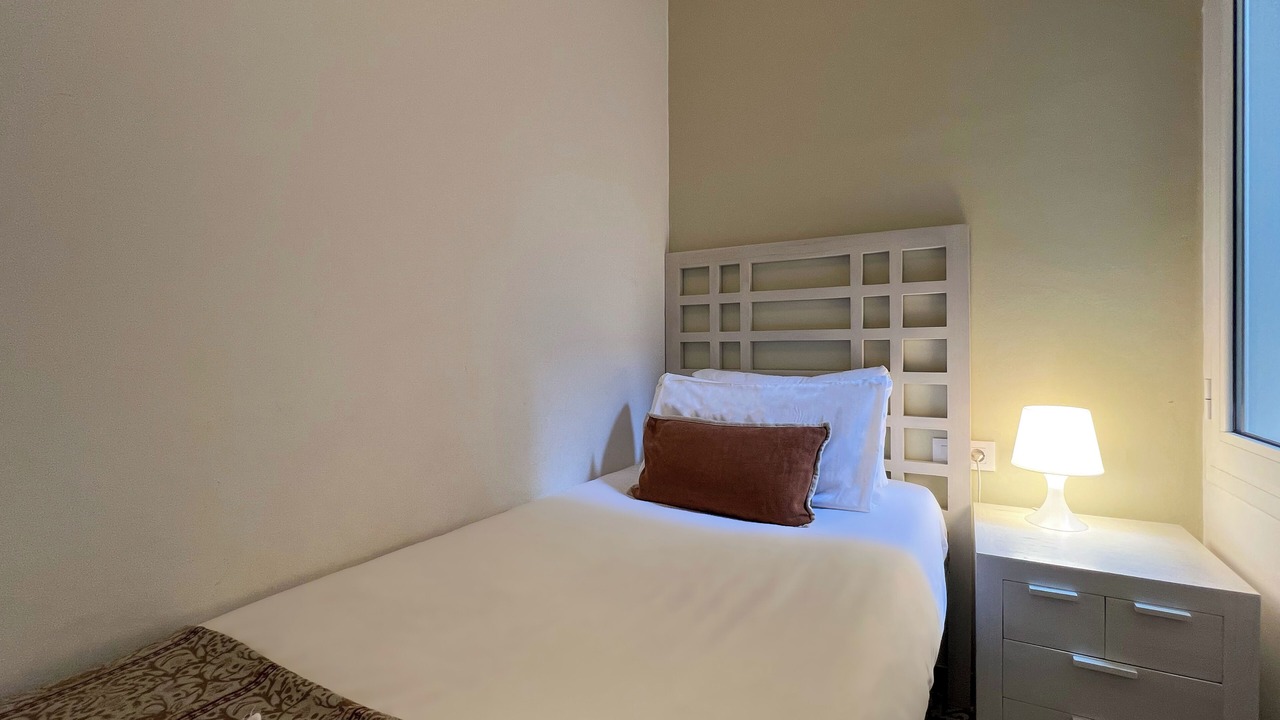Photo of Bedroom in Sants-Badal