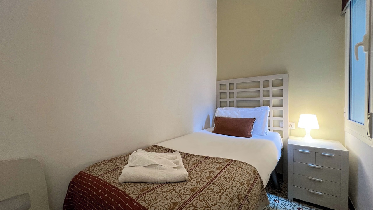 Photo of Bedroom in Sants-Badal