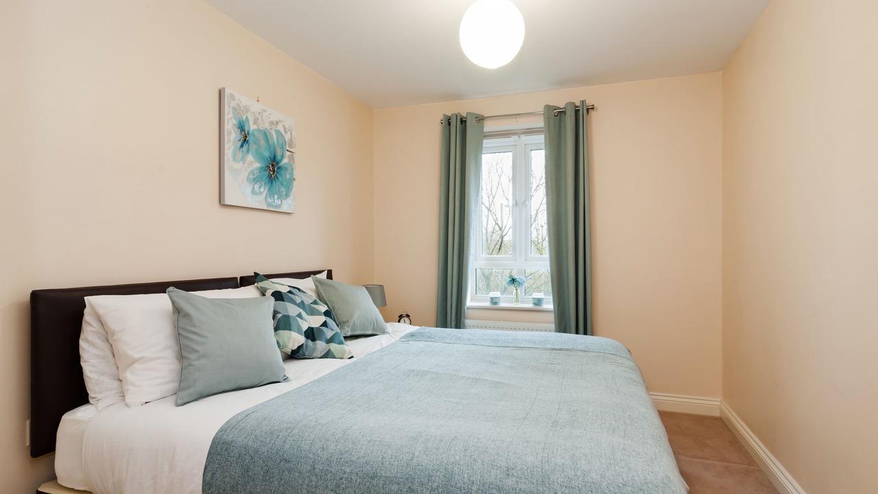 Photo of Bedroom in Basingstoke