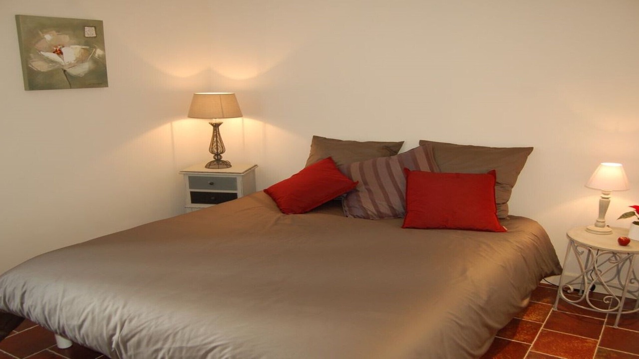 Photo of Bedroom in Marseillette