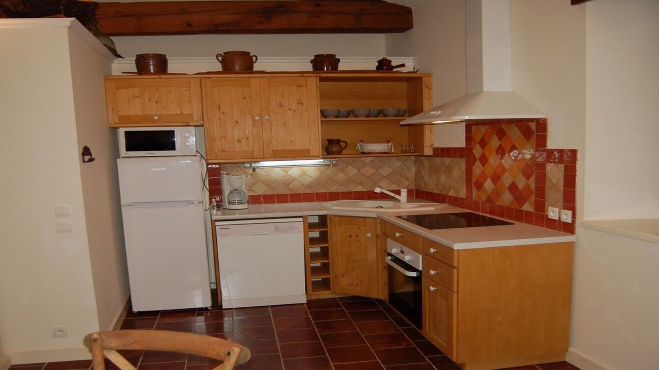 Photo of Kitchen in Marseillette