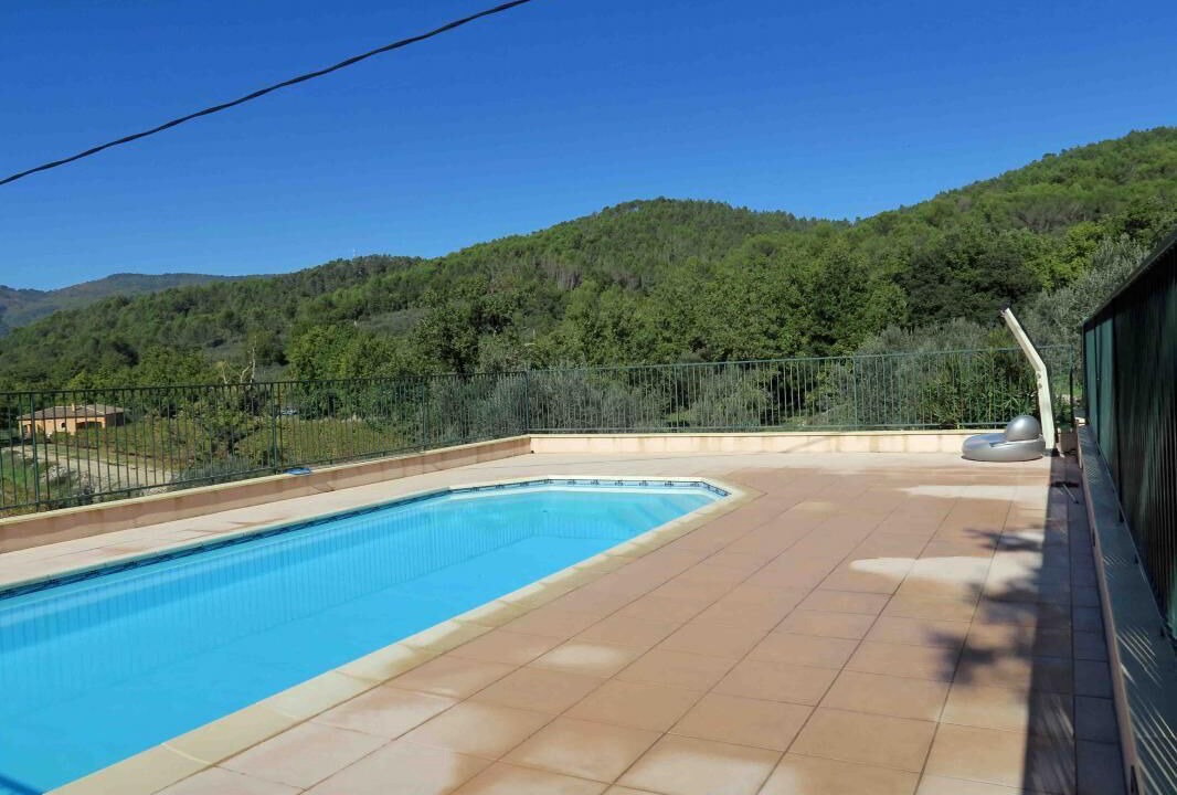 Photo of Outdoor in Callas