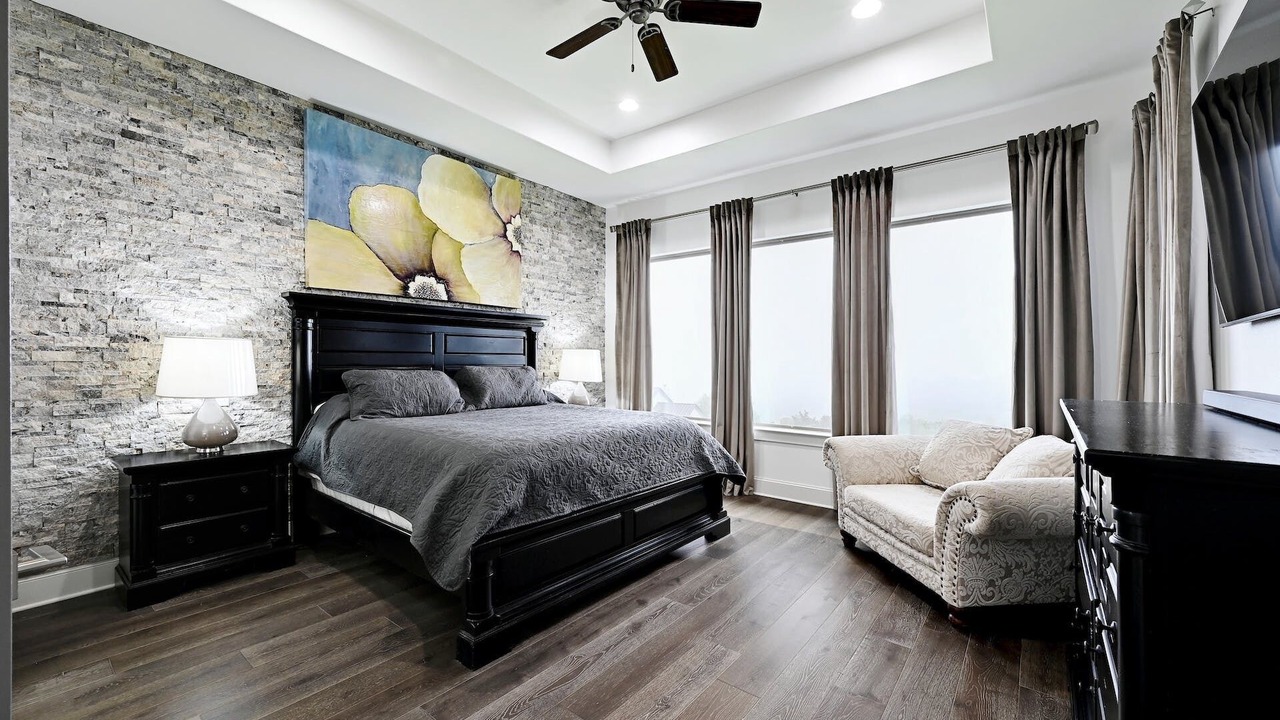 Photo of Bedroom in Lakeway