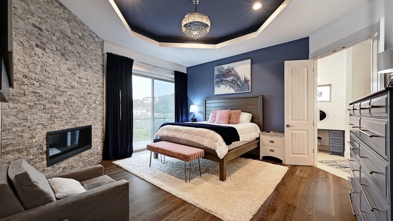 Photo of Bedroom in Lakeway