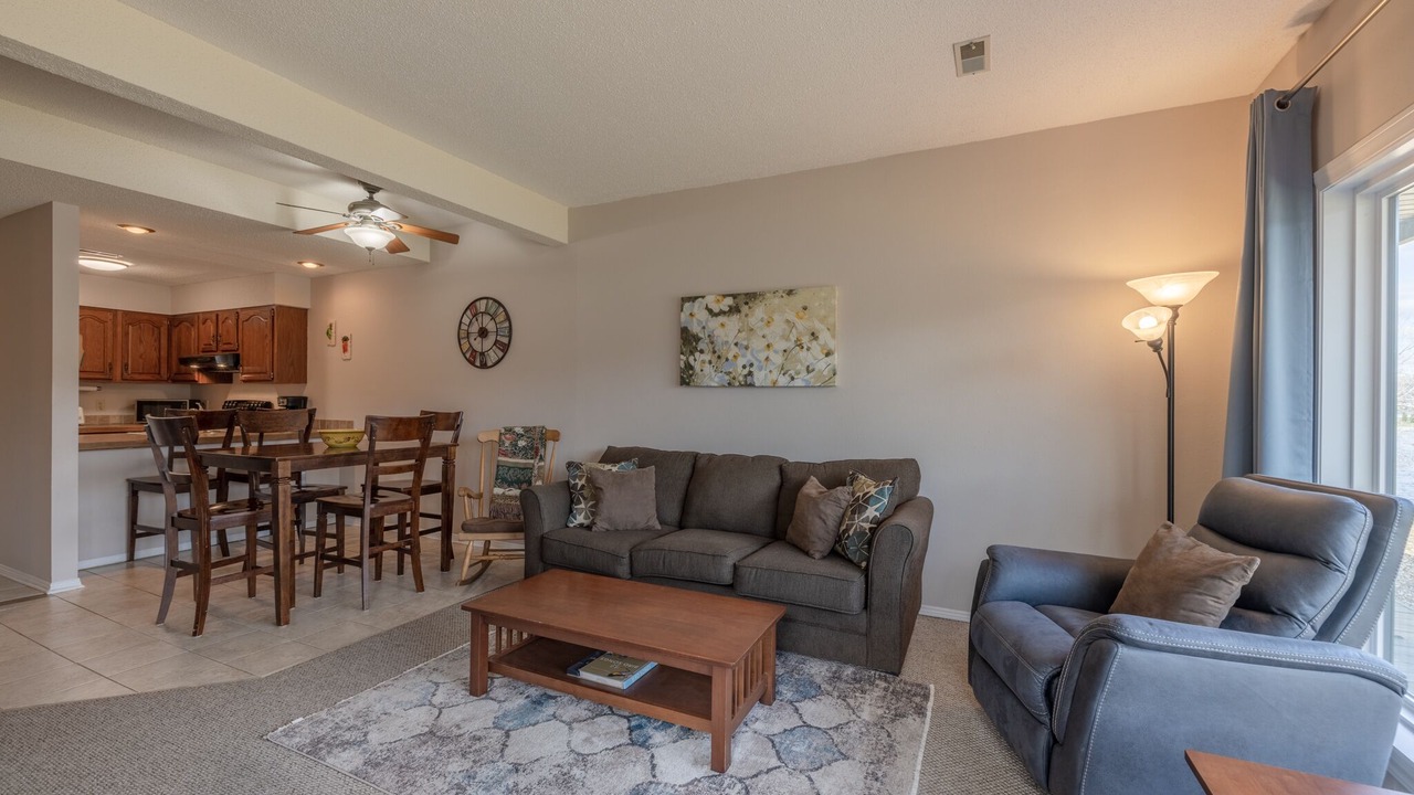 Photo of Livingroom in Innsbrook