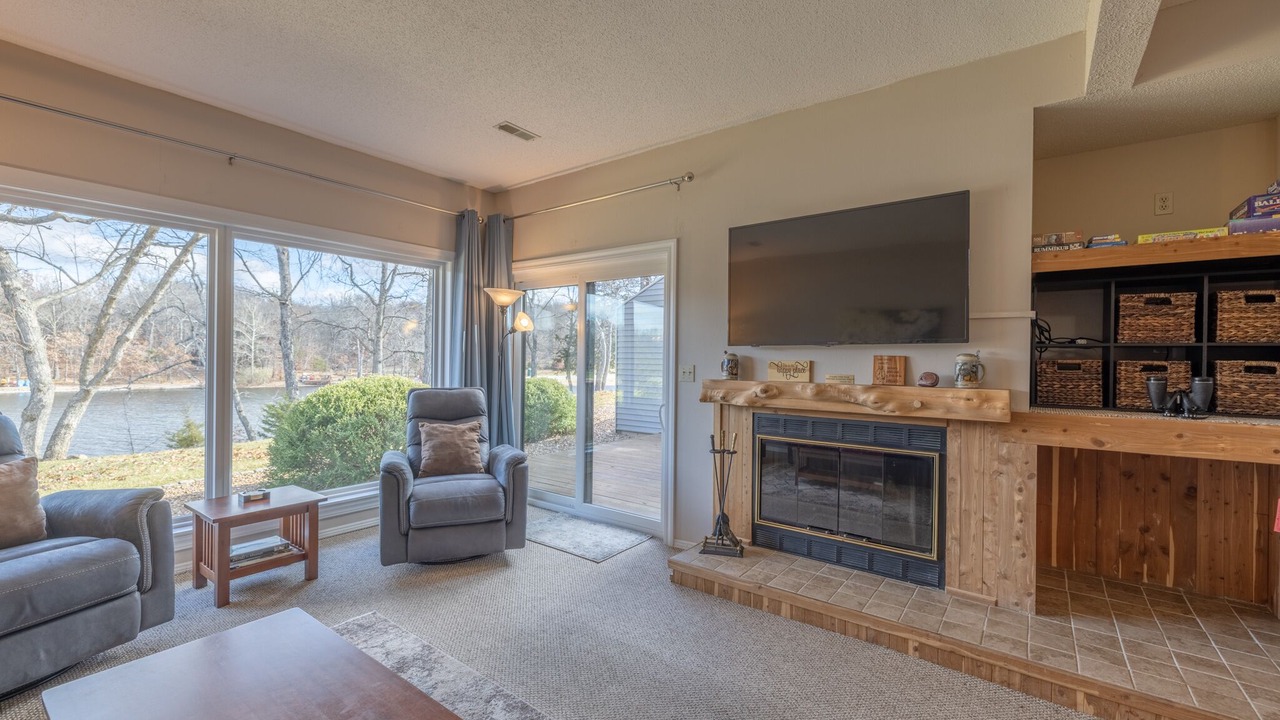 Photo of Livingroom in Innsbrook
