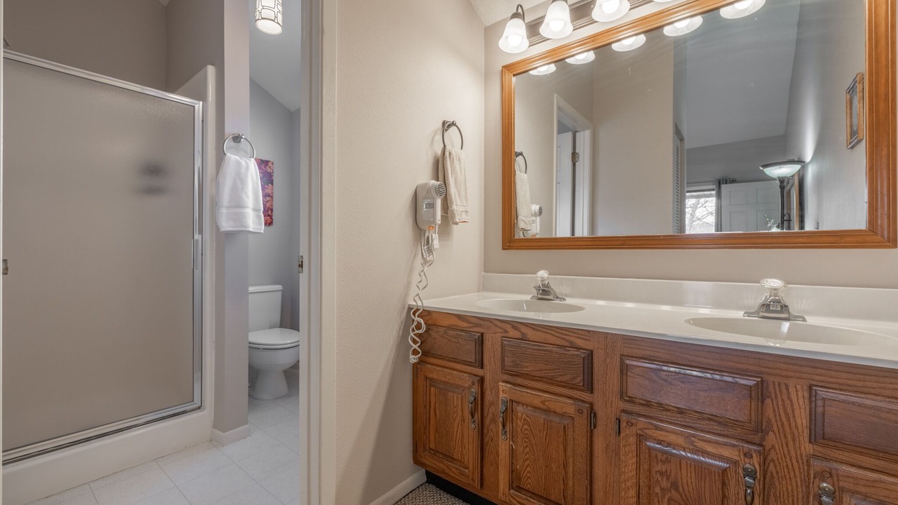 Photo of Bathroom in Innsbrook
