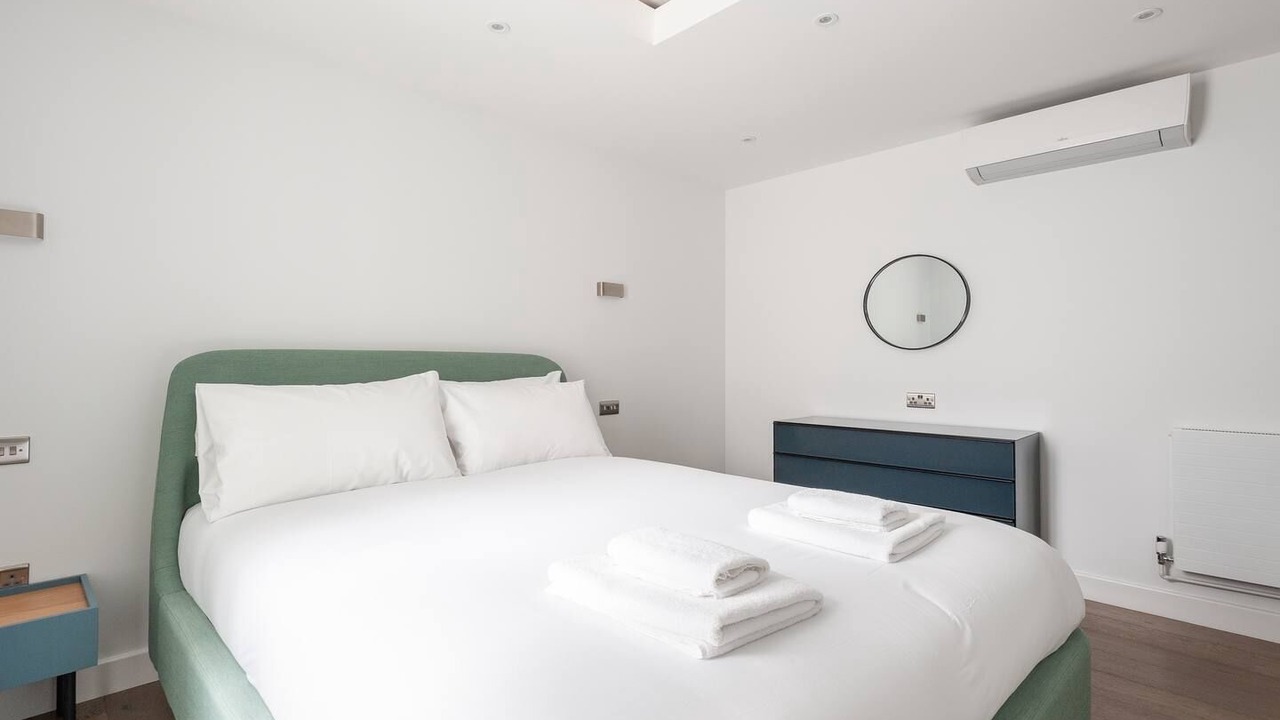 Photo of Bedroom in Chinatown