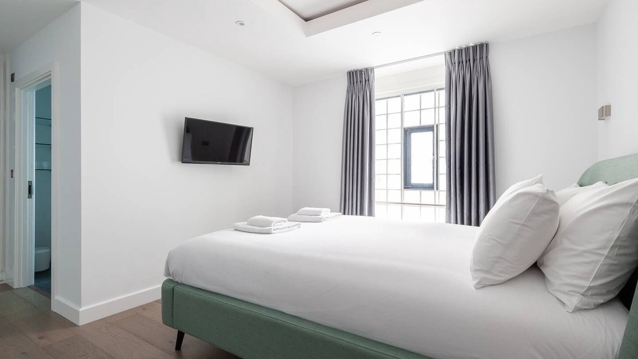 Photo of Bedroom in Chinatown