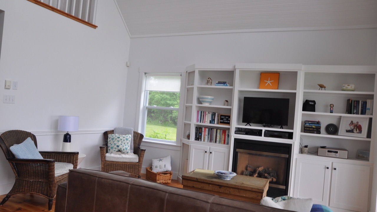 Photo of Livingroom in Panmure Island