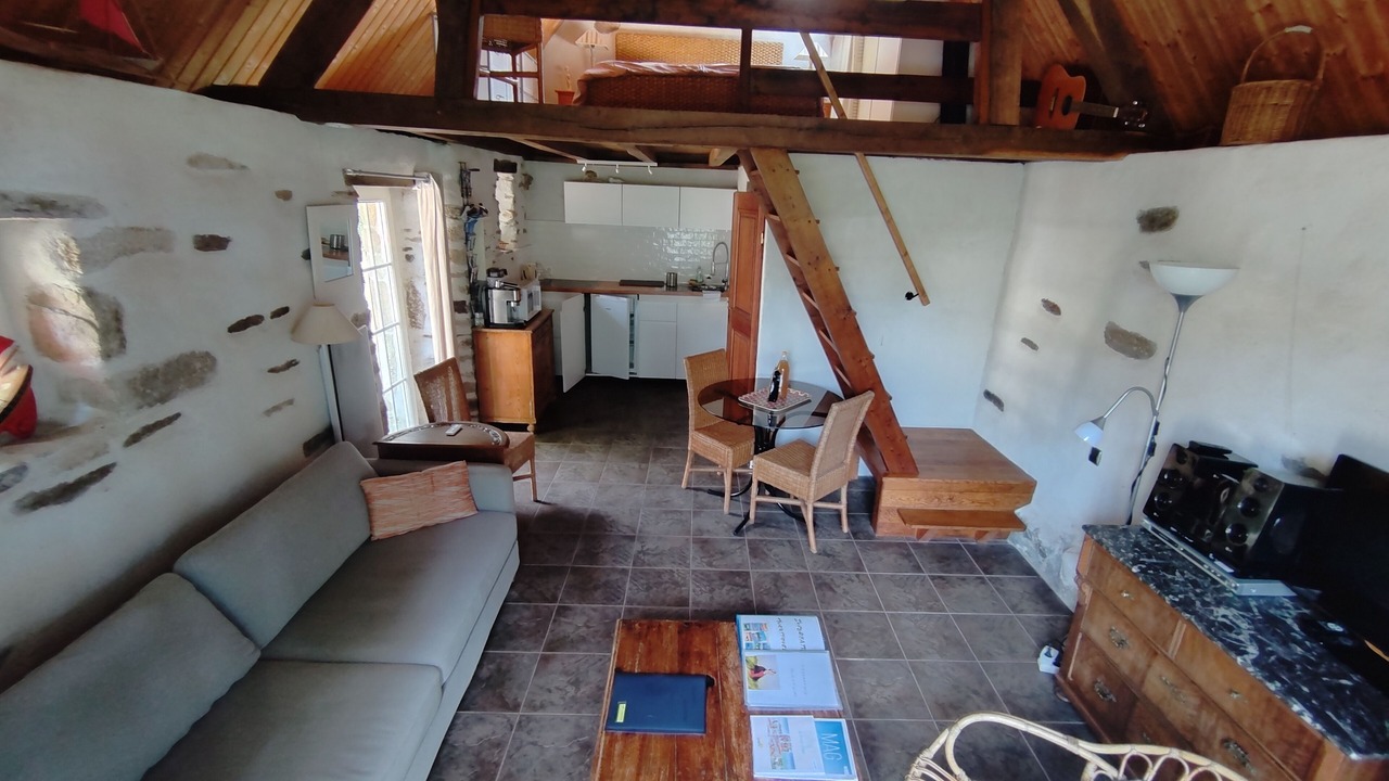 Photo of Livingroom in Tremeoc