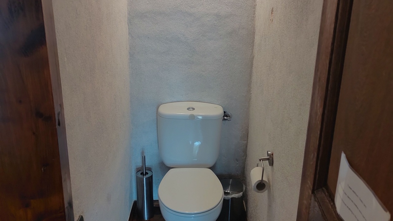 Photo of Bathroom in Tremeoc