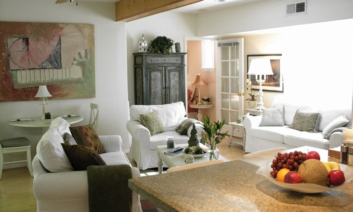 Photo of Bedroom in Valley Village