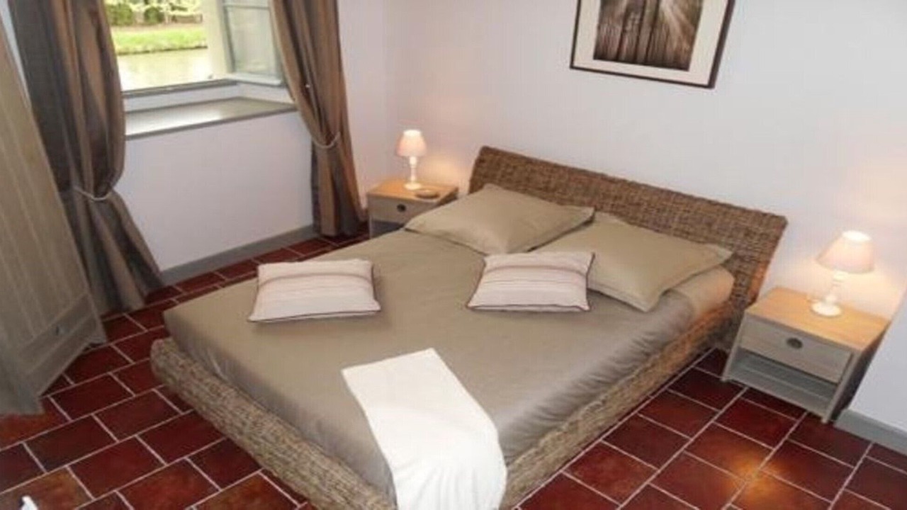 Photo of Bedroom in Marseillette