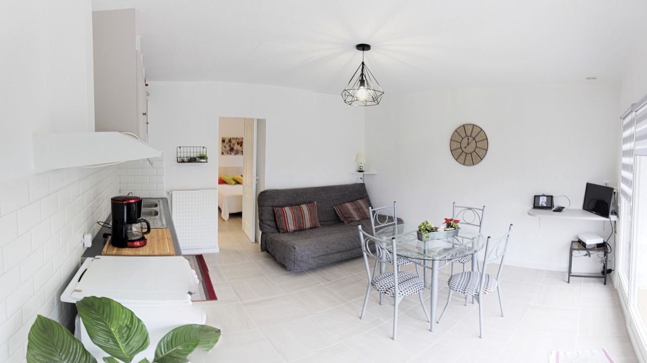 Photo of Livingroom in Saint-Andre-des-Eaux