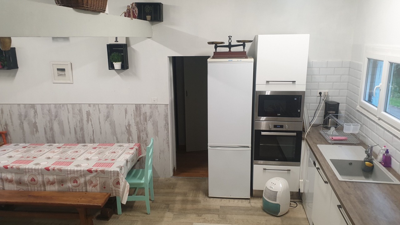 Photo of Kitchen in Escot