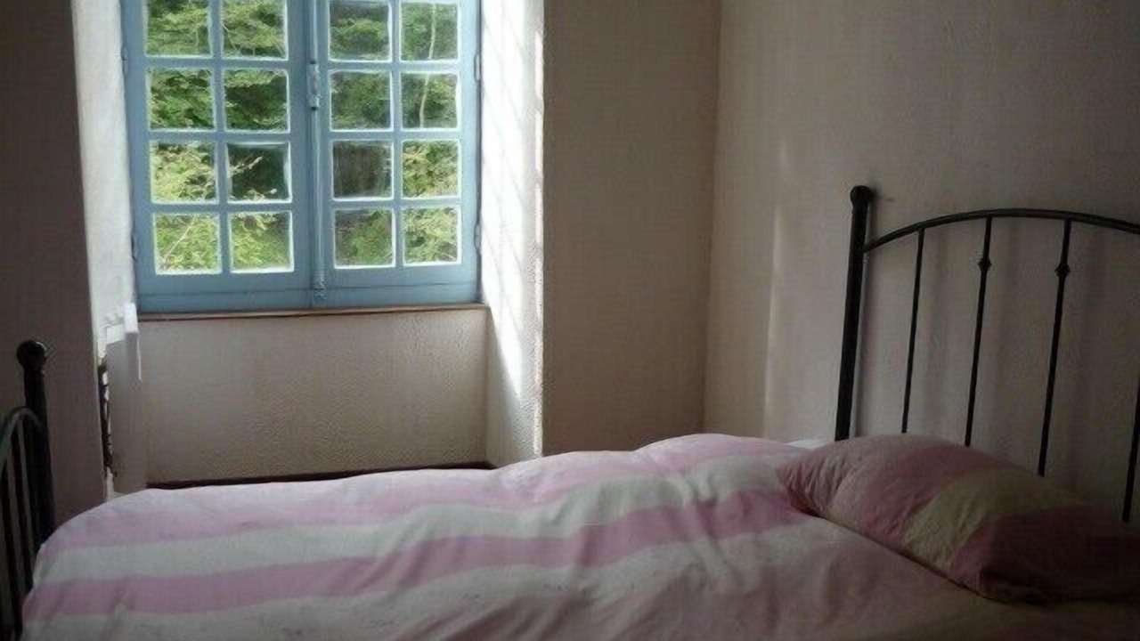 Photo of Bedroom in Escot