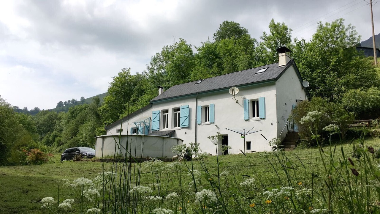 Photo of Outdoor in Escot