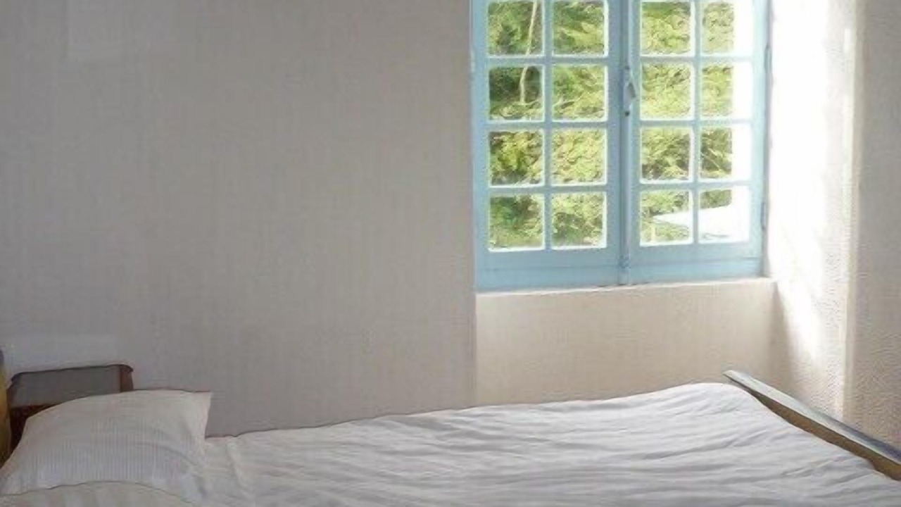 Photo of Bedroom in Escot