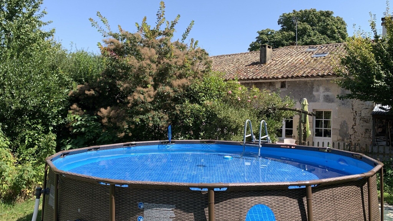 Photo of Outdoor in Montalembert